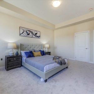 1-hinkson-street-whitby-E5758335-15