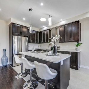 1-hinkson-street-whitby-E5758335-3